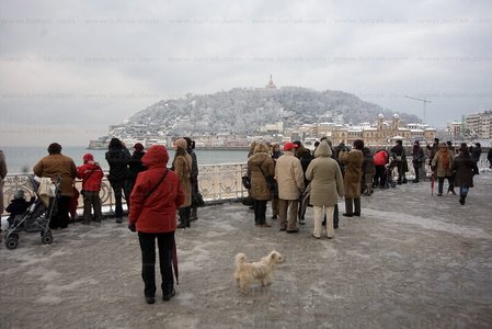 09JHJ_0030-Nieve en el Paseo de la Concha, San Sebastian, Gipuzk
