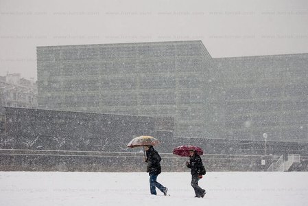 09JHJ_0039-Nieve en los Cubos del Kursaal, San Sebastian, Gipuzk