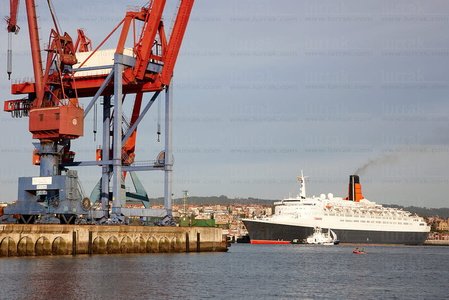 09PXE_008-Queen Elisabeth 2. Puerto de Bilbao, Bizkaia, Euskadi