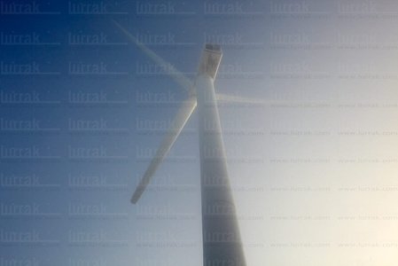 09PXE_1041-Parque Eólico en el Alto del Perdón. Navarra