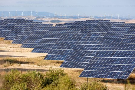 09PXE_1066-Paneles solares, Energía fotovoltaica, Huerta solar.