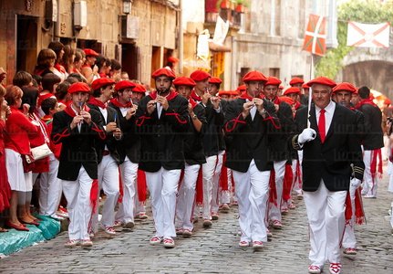09PXE_880-Compañia-Txiribito-Alarde-Hondarribia-Gipuzkoa-Euskad