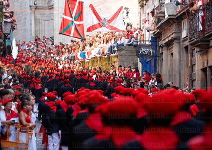09PXE_882-Boinas-Alarde-Hondarribia-Gipuzkoa-Euskadi