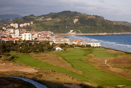 09PXE_908-Vista del campo de golf desde Talai-Mendi, Zarautz, Gi