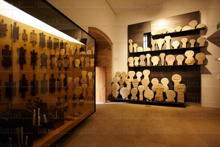 011MDR_0148-Sala de Estelas. Museo San Telmo. San Sebastián, Gi