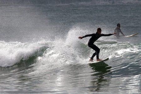 011MDR_0199-Surfeando. Playa de Hondarraitz. Hendaya, Lapurdi, F