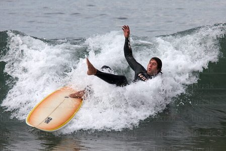 011MDR_0202-Surfer. Playa de Hondarraitz. Hendaya, Lapurdi, Fran