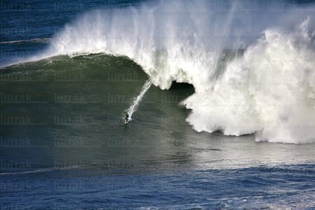 011MDR_0945-Asier Muniain. Surf. San Sebasti·n, Gipuzkoa, Euska