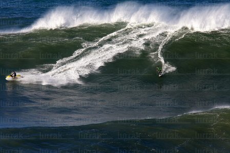 011MDR_0951-Asier Muniain. Surf. San Sebasti·n, Gipuzkoa, Euska
