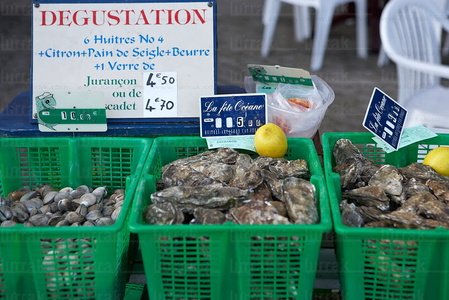 011PXE_0369-Puesto de Ostras. Hendaya, Lapurdi, Francia