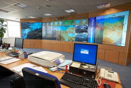 011PXE_0549-Euskalmet, Servicio Vasco de Metereología. Vitoria,