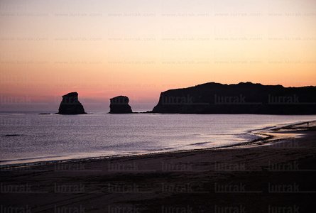 011PXE_0960-Las Gemelas. Playa de Hondarraitz. Hendaya, Lapurdi,