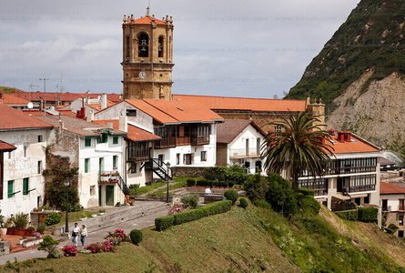 011PXE_1153-Iglesia de San Salvador. Monumento Nacional. Getaria
