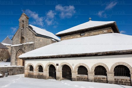 012FJG_0003-Colegiata de Roncesvalles, Navarra