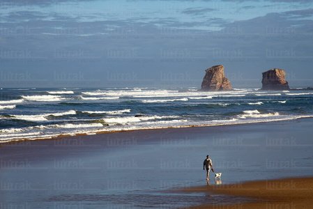 012PXE_0129-Las Gemelas. Playa de Hondarraitz. Hendaya, Lapurdi,