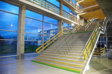 012PXE_0828-Universidad del País Vasco. UPV-EHU. Donostia, Gipu