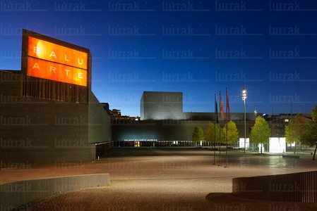 013FJG_041-Exterior-Baluarte-Pamplona-Navarra