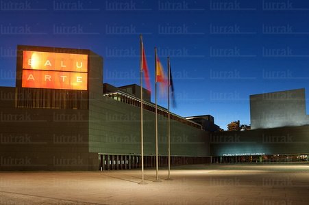 013FJG_042-Edificio-Baluarte-Iruña-Navarra