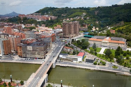 013PXE_575-Barrio de Deusto. Bilbao, Bizkaia, Euskadi