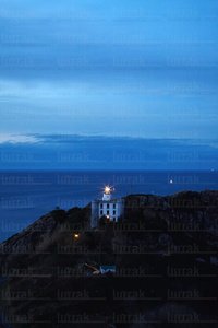 09223-Vertical-Faro-Plata-Pasaia-Gipuzkoa-Euskadi