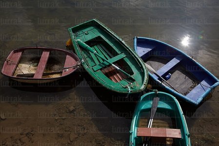 09409-Botes varados en la ria de Plentzia, Bizkaia, Euskadi