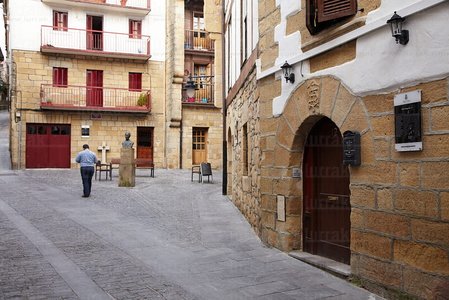 09435-KAle-Nagusia-Plaza-Piliku-Orio-Gipuzkoa-Euskadi