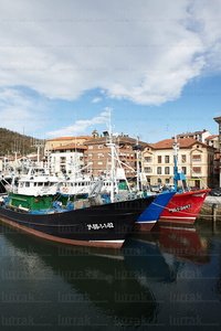 09529-Pesqueros-Puerto-Orio-Gipuzkoa-Euskadi