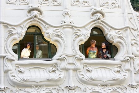 09676-Ventanas-Modernistas-Teatro-Campos-Eliseos-Bilbao-Bizkaia-