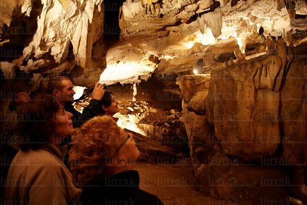 09756-Cueva-Ikaburu-Urdax-Navarra