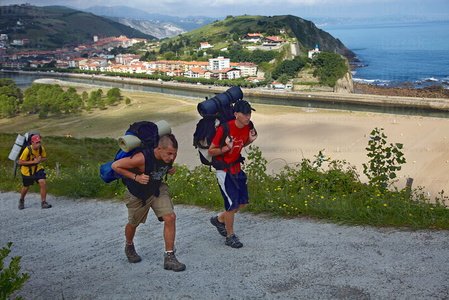 09831-Peregrinos-Zumaia-Gipuzkoa-Euskadi