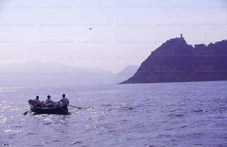 00565-Bote-Remos-Ratón-Getaria-Gipuzkoa-Euskadi