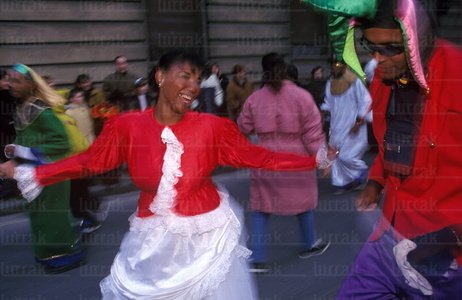 00682-Comparsa-Cubana-Carnaval-san-Sebastian-Euskadi