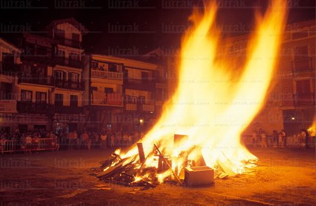 00737-Hoguera-San-Juan-Pasaia-Euslkadi