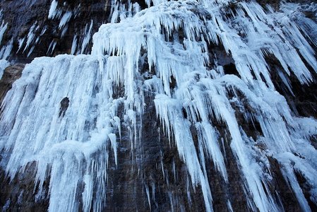 10647-Cascada-Hielo-Burgui-Navarra