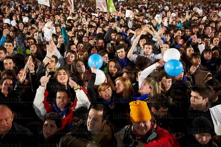 10728-Izada-Tamborrada-San-Sebastián-Gipuzkoa-Euskadi