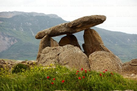 10984-Dólmen-la-Chabola-De-La-Hechicer-ElVillar-Álava-Euskadi