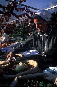 01261-Vendedora-Feria-Gernika-Bizkaia-Euskadi