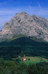 01275-Peña-Untzillaitz-Urkiola-Bizkaia-Euskadi