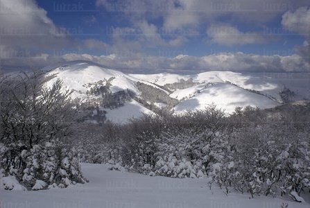 02172-Paisaje-Monte-Orhi-Navarra