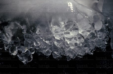 02241-Formaciones-Hielo-Monte-Orhi-NAvarra