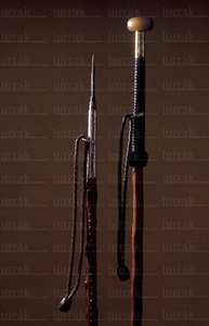 02259-Fabricación de makilas. Larressore, Lapurdi, Francia