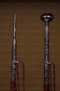 02260-Fabricación de makilas. Larressore, Lapurdi, Francia