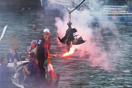 02704-Bengala-Fiestas-Lekeitio-Bizkaia-Euskadi