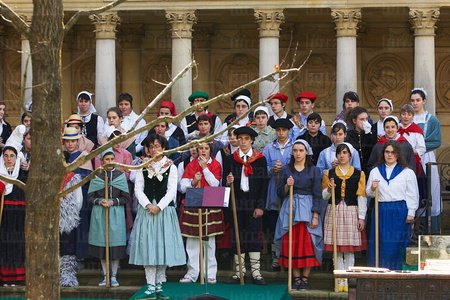 Coro-Casa-Juntas-Gernika-Bizkaia-Euskadi