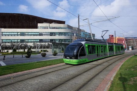 03625-Tranvia-Palacio-Euskalduna-Bilbao-Bizkaia-Euskadi