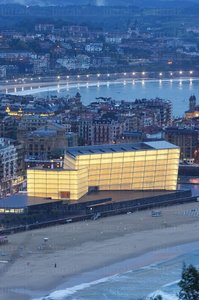 03626-Cubos-Kursaal-Iluminados-San-Sebastián-Gipuzkoa-Euskadi