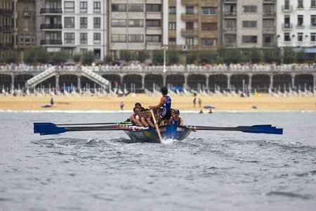 03928-Remo-La-Concha-San-Sebastián-Gipuzkoa-Euskadi