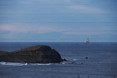 04118-Detalle-Isla-Izaro-Bermeo-Bizkaia-Euskadi