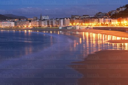 04145-Luces-Playa-La-Concha-San-Sebastián-Gipuzkoa-Euskadi
