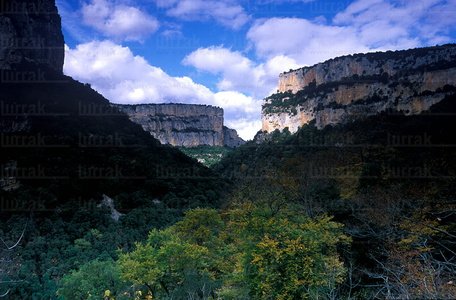Paisaje-Foz-Arbaiún-Navarra